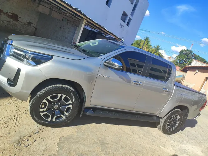 Toyota Hilux CD SRX 4X4 2.8 TDI 16V Diesel Aut. 2023