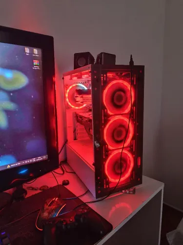 PC GAMER