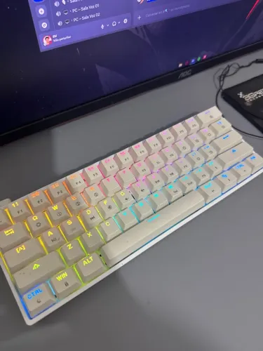 Teclado Mecânico GK 61