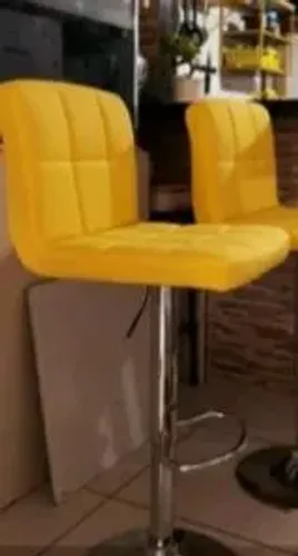 BANQUETA GIRATORIA AMARELO (NOVA)