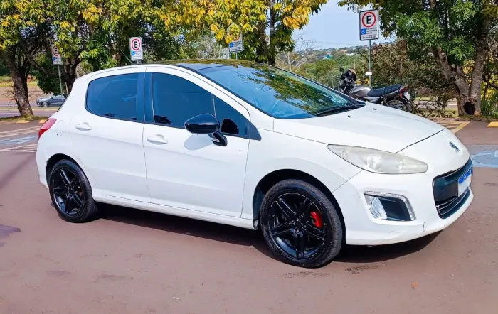 Peugeot 308 Feline/griffe 1.6 Turbo 16V 5P Aut. 2014