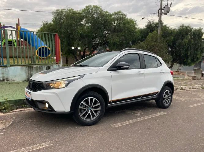 Fiat Argo Trekking 1.3 8V Flex 2025