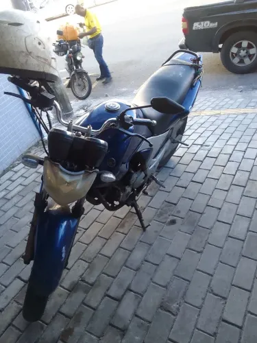 Vendo moto fazer 250