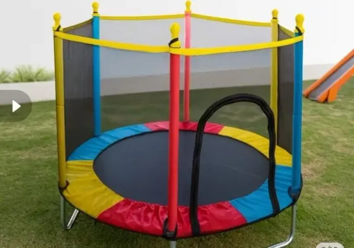 Cama elástica infantil