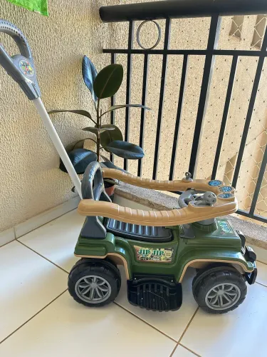 Jeep infantil