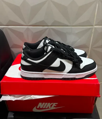 Nike Dunk Low Panda