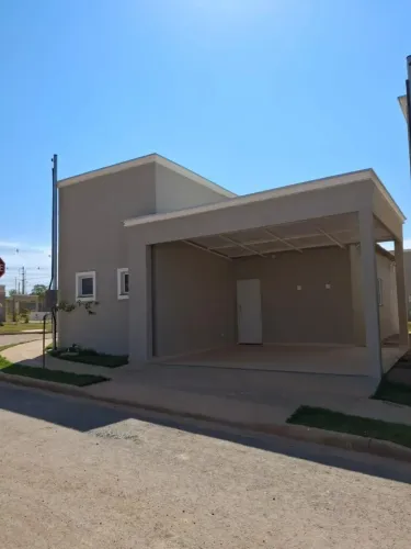 Térrea para aluguel com 89 metros quadrados com 2 quartos em Santa Laura - Cuiabá - MT