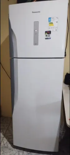 Vendo geladeira semi nova