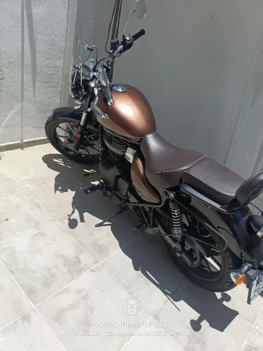 Royal enfild meteor 350 custom
