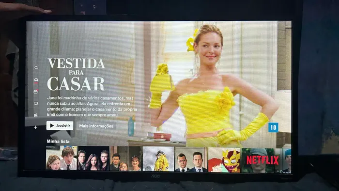 Smart TV AOC roku 32 polegadas 