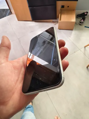 iPhone 11 Branco - 64Gb - Leia o anuncio