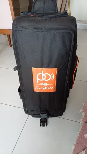 Caixa de som JBL partybox 310.