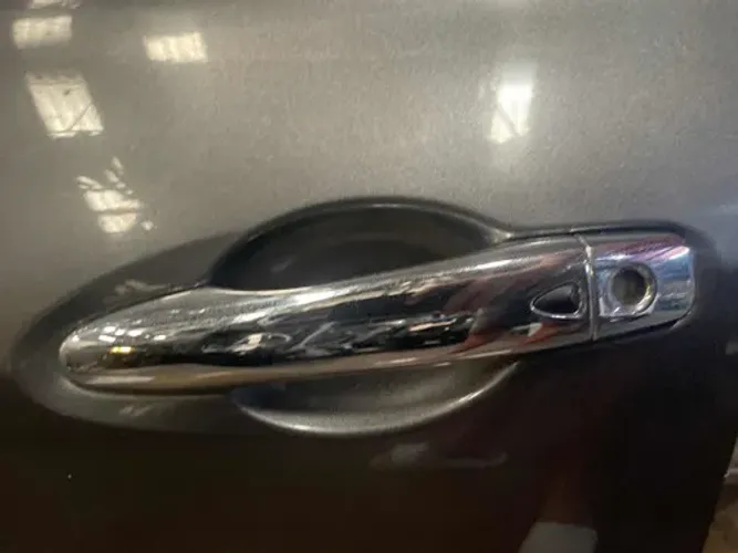 Maçaneta Externa Dianteira Esquerda Nissan Kicks