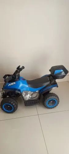 Triciclo elétrico