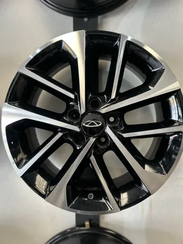 Jogo De Rodas Cherry Arizzo Tiggo Aro 17 5x108 Preto Diamantado