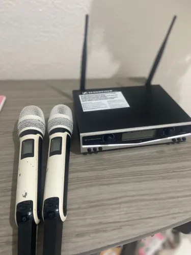 Microfone Sem Fio Profissional Sennheiser SKM G4 UHF Digital Dinâmico DUPLO PROFISSIONAL 