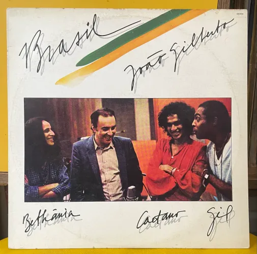 Vinil Brasil João Gilberto, Bethânia, Caetano Veloso e Gilberto Gil.
