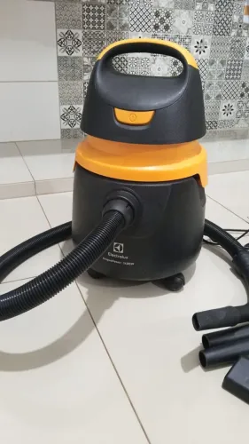 Aspirador de pó e Água Eletrolux AcquaPower 1400w