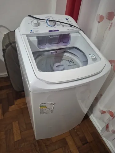 Máquina de Lavar Electrolux 8,5kg - para conserto