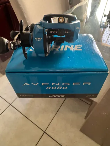 Carretilha avenger 8000
