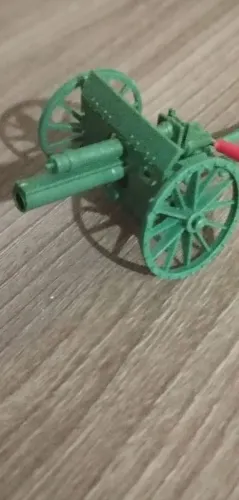 Miniatura canhão militar