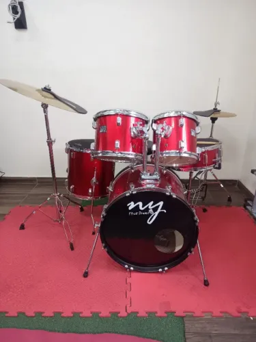 Bateria acústica ny-first cromada vermelha 