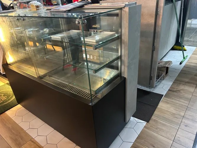 Estufa Quente e Frio 220v