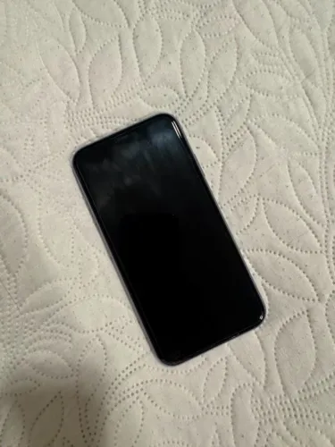 iPhone 11 128gb lilás