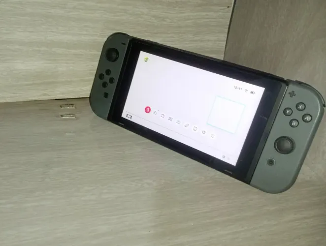 Console Nintendo Switch V1 32GB - Desblo