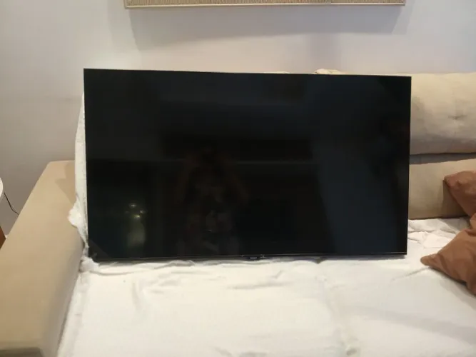 Vendo Tv 50" com defeito na tela