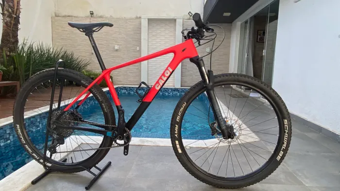 Bicicleta MTB Caloi Elite Carbono IMPECÁVEL