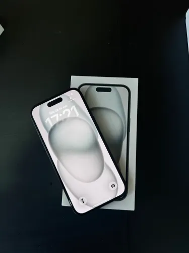 IPHONE 15 - 128GB APENAS 1 MÊS DE ATIVAÇÃO