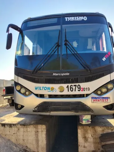 Ônibus 2011 Mercedes 1722 50 lugares ar condicionado