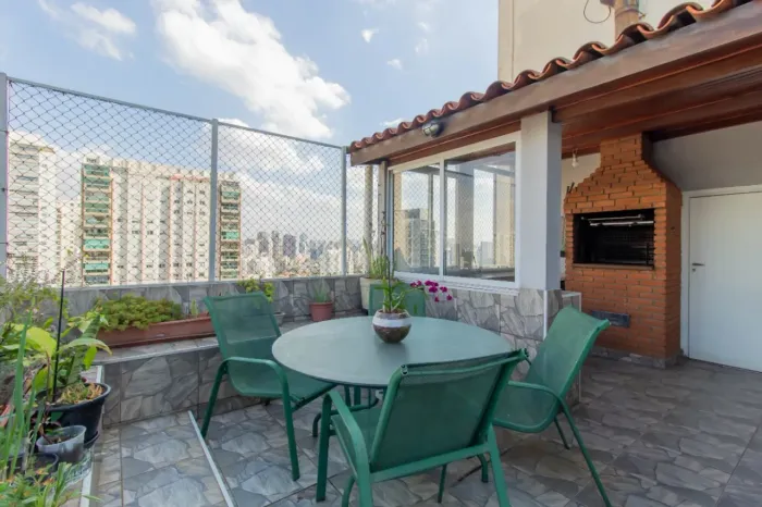 Cobertura para venda em Campo Belo com 4 quartos, sendo 1 suíte, 195m²