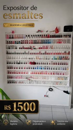 Expositor de esmaltes