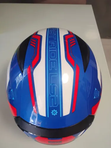 Capacete 62 LS2 impermeável