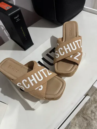 Sandália Schutz original tamanho 36