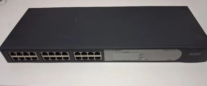 Switch 3com Baseline 2024 24 Portas 10/100 3C16471B
