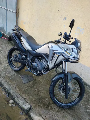 Vendo Sahara nova