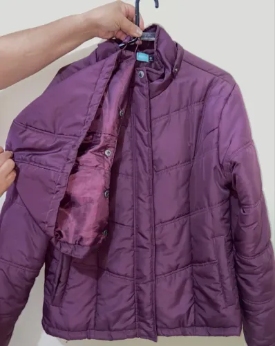 JAQUETA PUFFER ROXA 