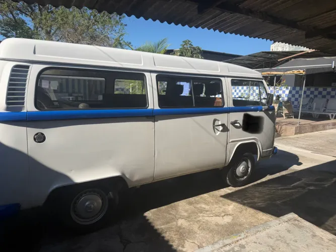 Volkswagen Kombi Standard 1.4 MI Total Flex 8V 2014