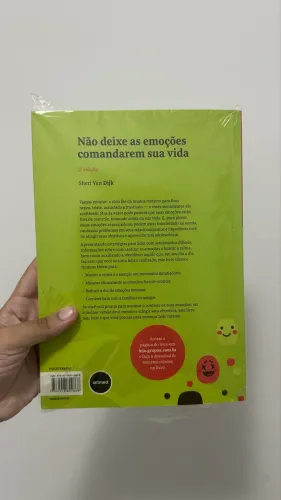 Livro NOVO DBT psicologia 