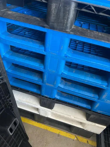 Paletes Plásticos Reforçados