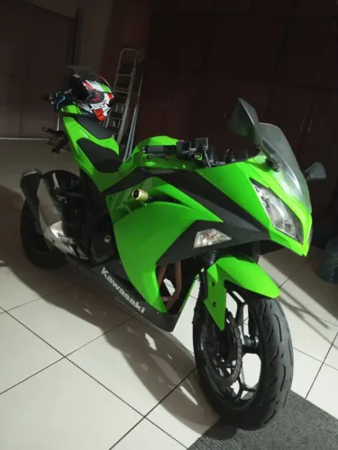 Vende-se Kawasaki Ninja 300- 2014
