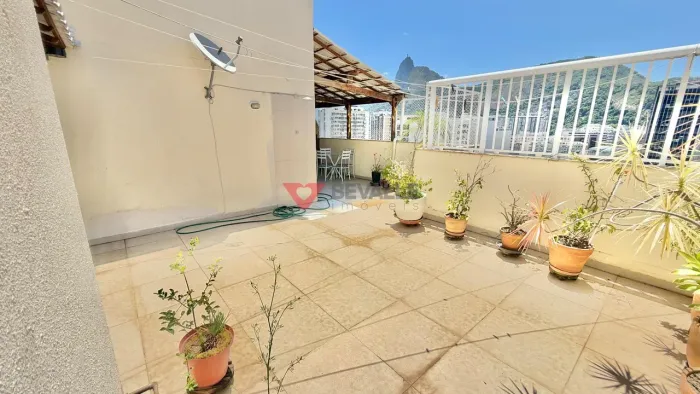 Cobertura à venda em Botafogo: 170m², 4 quartos, 2 vagas