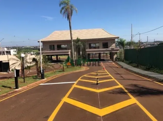 TERRENO EM CONDOMÍNIO COM 250M² A VENDA NA REGIÃO LESTE DE LONDRINA.