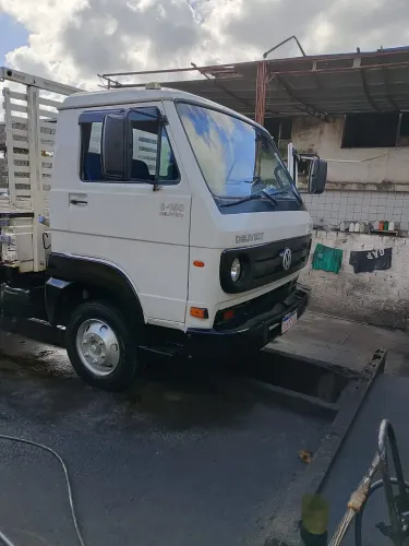 VOLKSWAGEN DELIVERY 8-150 2010