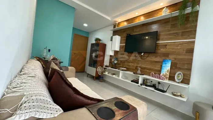Apartamento com 2 quartos, 1 vaga, 52 m²  Lindo Apartamento Térreo PORTEIRA FECHADA em