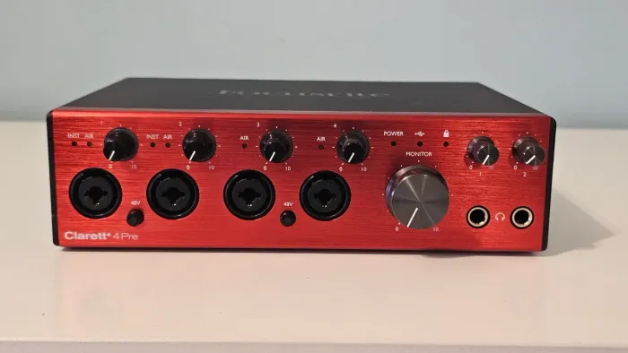 Interface de audio Focusrite Clarett+ 4pre