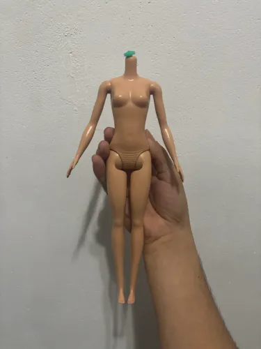 Corpo Barbie básica 2022